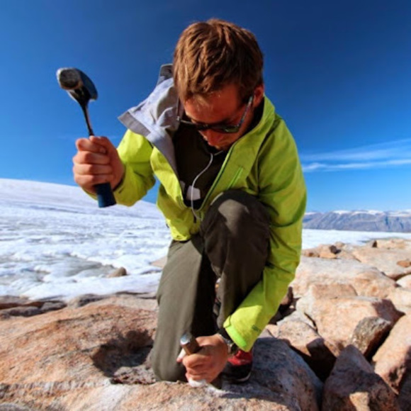 Meet your Posher, Casey - Picture 1 of 1